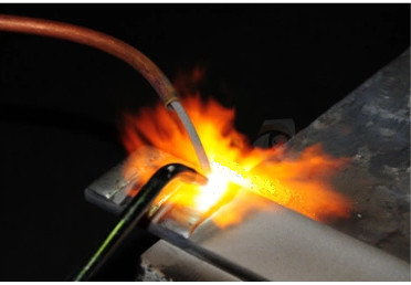 Anti Corrosion 5.0mm Welding Rods With Blocky CTC And Nickel Based Matrix